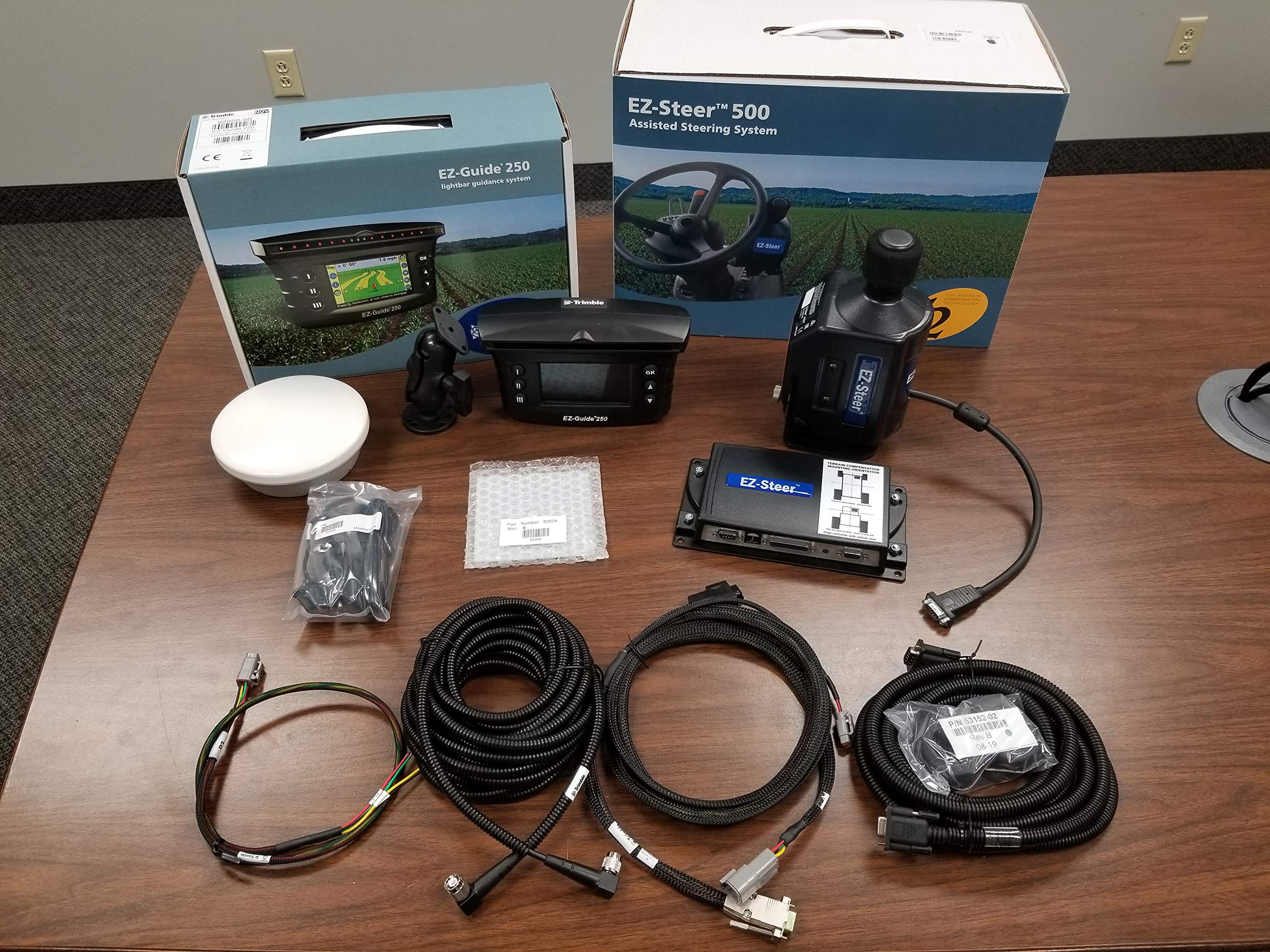 Trimble EZ Guide 250 Display EZ Steer Steering System Ag15 Antenna Trimble EZ Guide 250 Display EZ Steer Steering System Ag15 Antenna